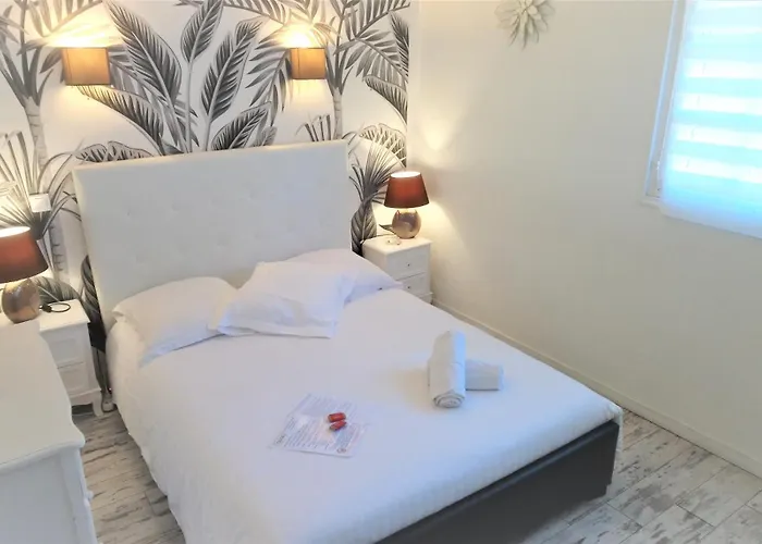 Petite chambre économique avec accès au spa extérieur